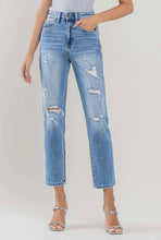 Load image into Gallery viewer, Stretch Distressed Mom Jeans
