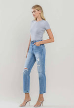 Load image into Gallery viewer, Stretch Distressed Mom Jeans

