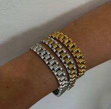 Load image into Gallery viewer, Rolly Band Bracelet
