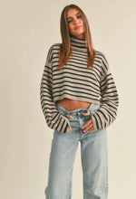 Load image into Gallery viewer, Cropped Stripe Sweater
