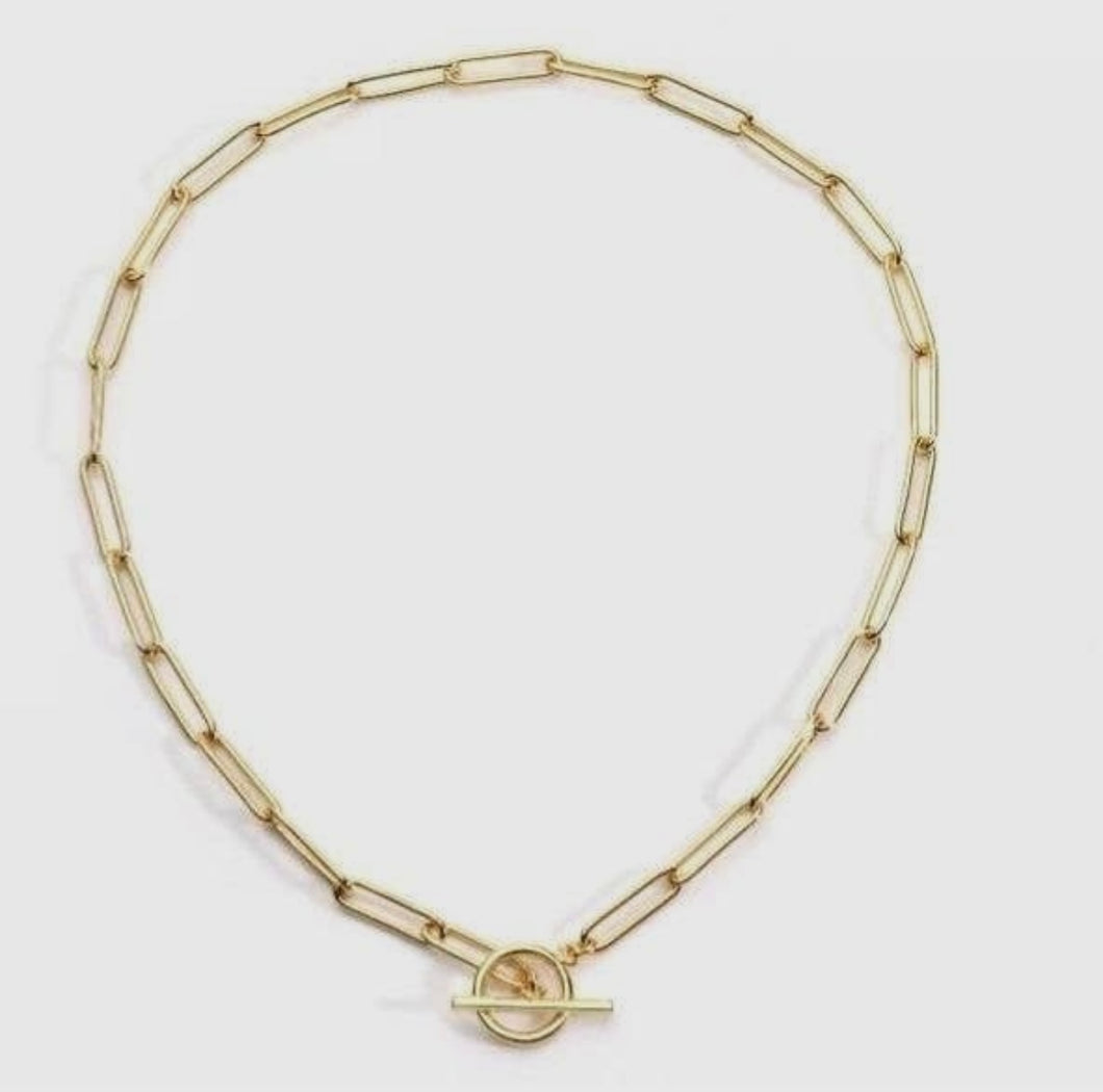 Layla Toggle Necklace